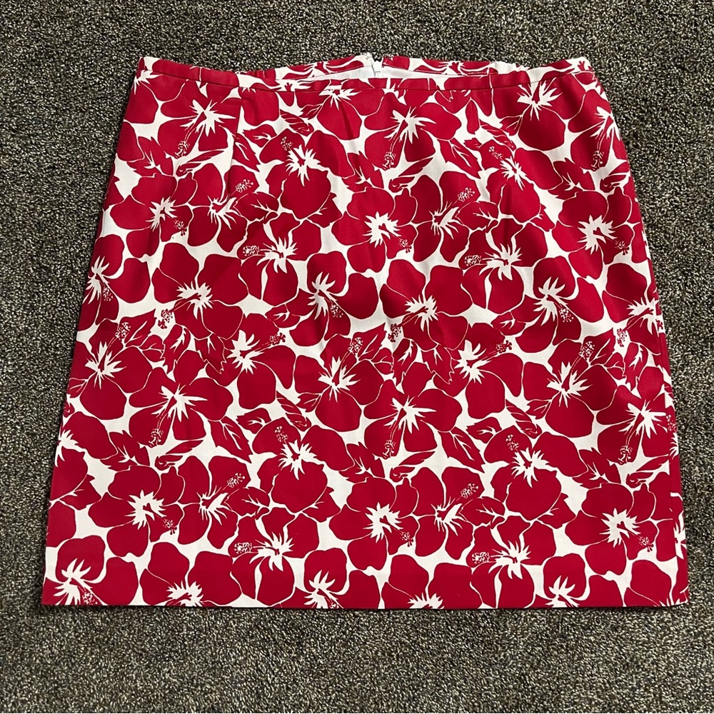 Talbots Woman Petites size 18WP red floral hibiscus pencil skirt business casual